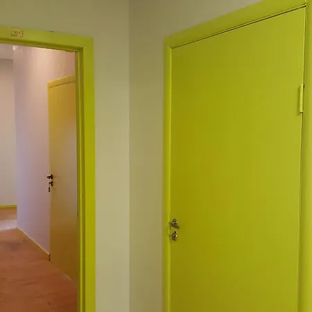 Yellow Central 호스텔 *